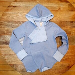 GIRLS Arizona Jean Company Gray Hooded Handkerchief Hem Wrap Top